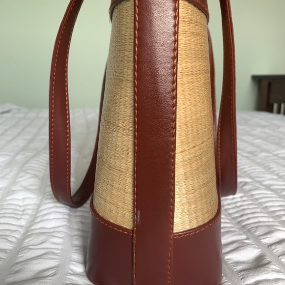 HandBag - Picture 4 of 5